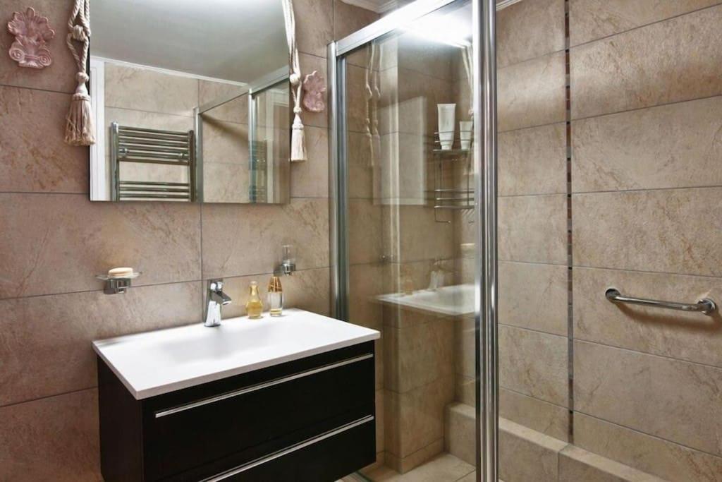 Acropolis Luxury House Apartment Athens Ngoại thất bức ảnh